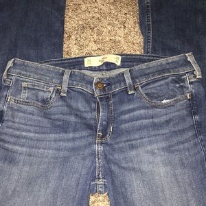 2 pairs of hollister jeans!